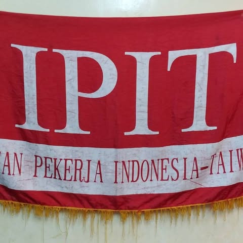 112  Kamu Dan Dia 你和她